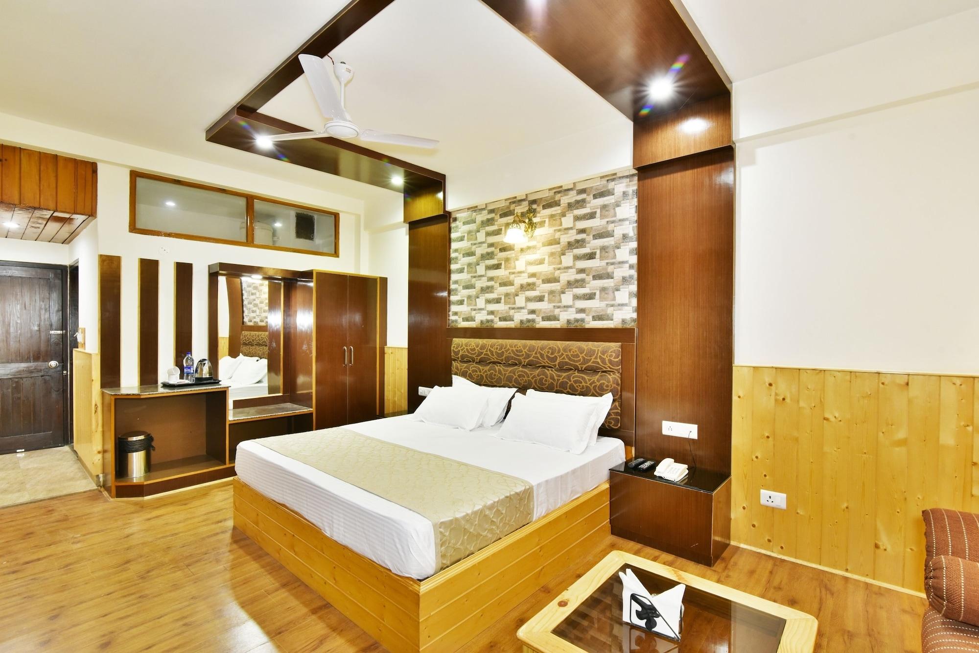 Hotel Devlok Manāli Exterior foto